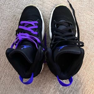 EUC - Nike Air Jordan